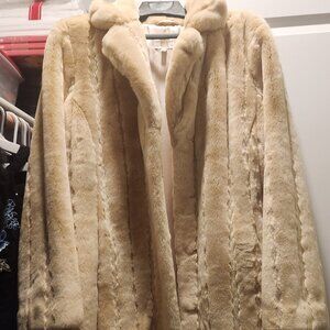 Faux Fur long coat XL